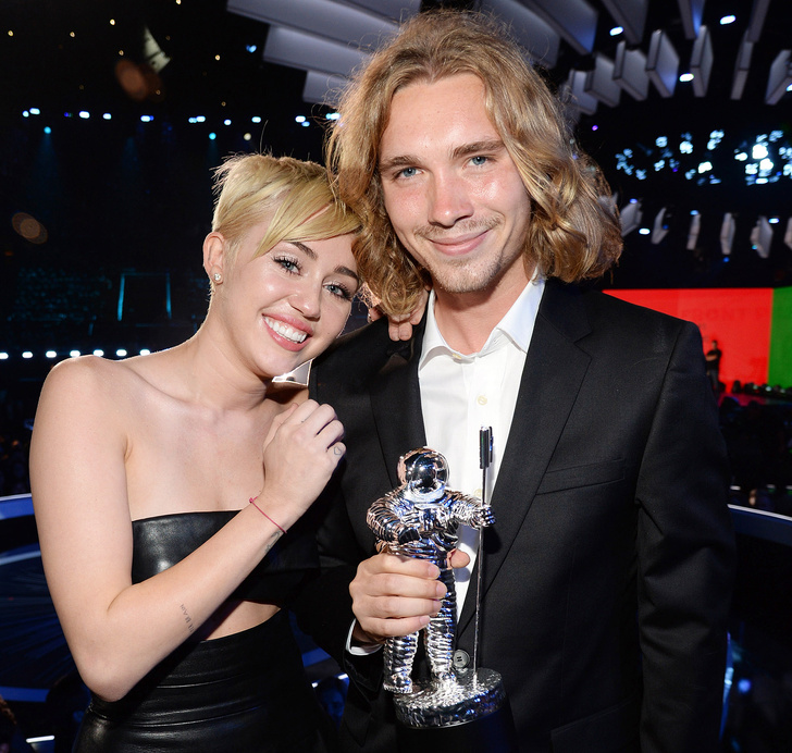 Майли Сайрус и Джесси на 2014 MTV VMAs
