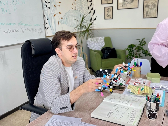 Коллектив здесь молодой, активный и увлеченный наукой | Источник: «ИнтеллекториУМ»