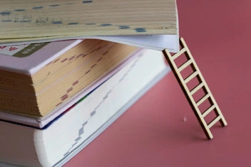О сложных чувствах, повторном браке и потере ребенка: 7 психологических книг