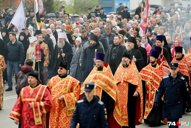 В Челябинск прибыли архипастыри Русской Православной Церкви | Источник: Наталья Лапцевич