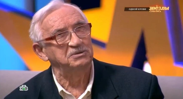 Впервые за долгое время отец актера встретился с внуком в студии телепередачи «Звезды сошлись»