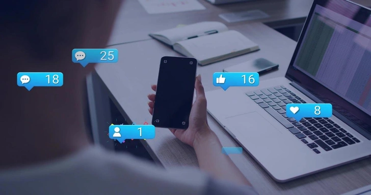 Использование соцсетей в рабочее время | Источник: VectorFusionArt / Alamy via Legion Media