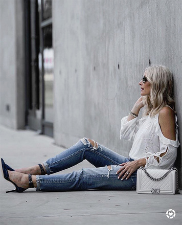 Всегда ли в моде классика фото