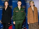 Самая красивая внучка Михалкова делилась секретами материнства, Лядова сияла на премьере фильма «Первый на Олимпе»