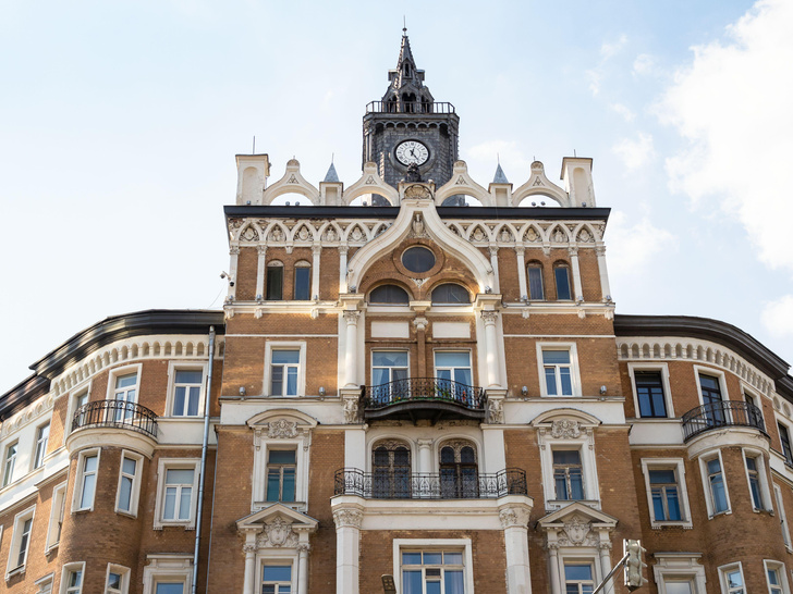 Дом-сказка: как особняк на Сретенском бульваре стал витриной московской архитектуры