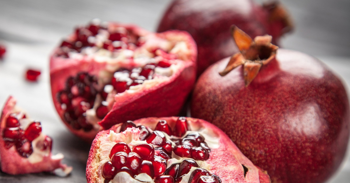 Можно ли есть гранат с косточками: отвечают врачи | MARIECLAIRE