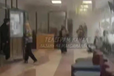 Школу в Казани эвакуировали из-за задымления