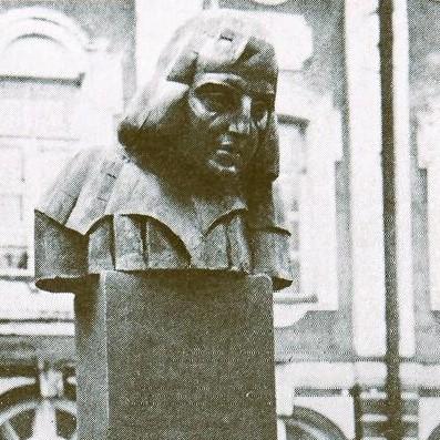 Памятник Генриху Гейне