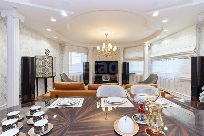 Квартира находится в самом центре города | Источник: Еtagi.com