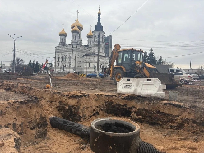 Полторы тысячи тонн асфальта: петербургская компания начала масштабный ремонт дорог в Твери | Источник: пресс-служба «АБЗ-Дорстрой»