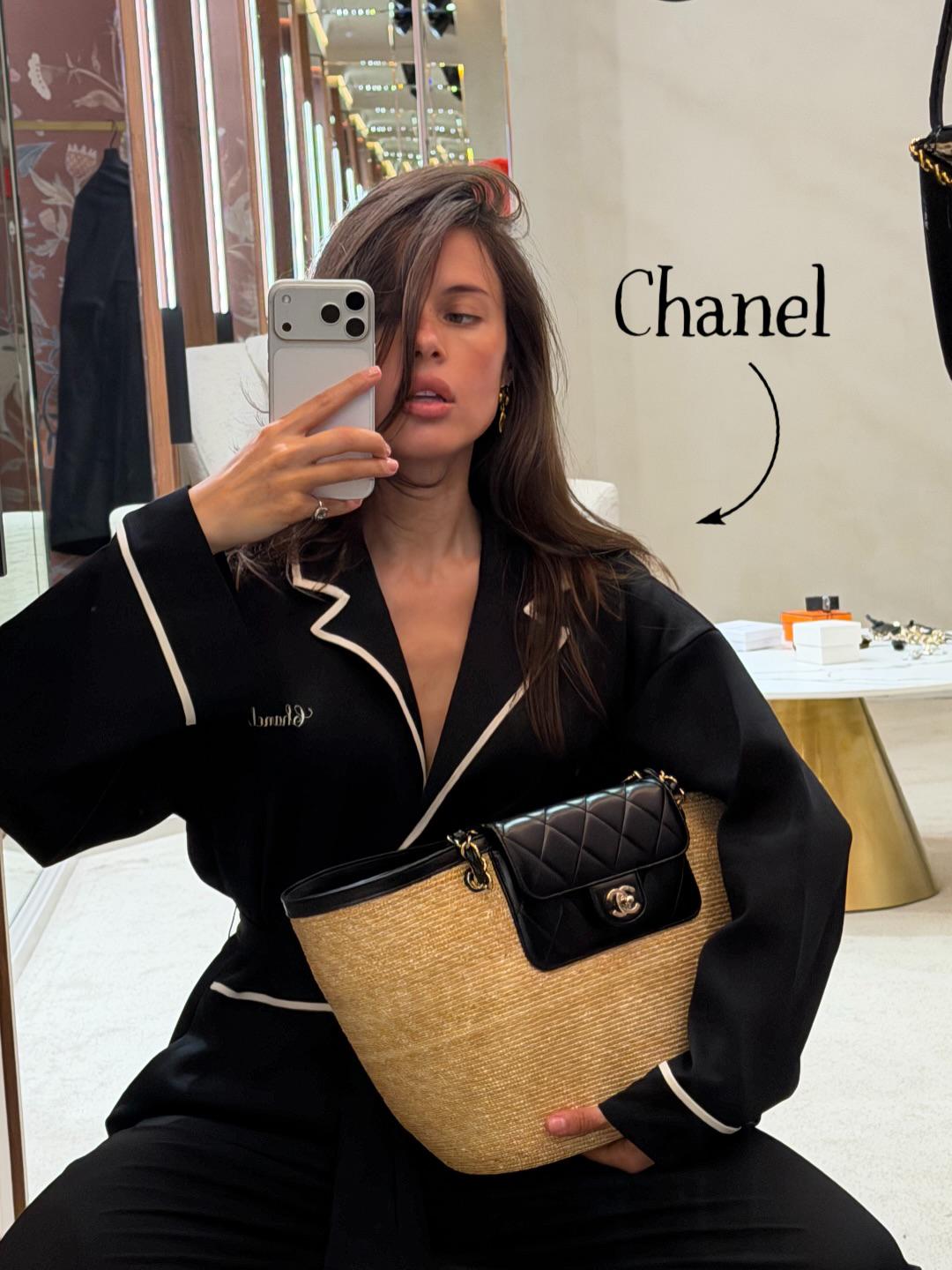Бородина скупает Chanel, Смолова — новую классику Dior: люксовые сумки российских звезд в 99 фото