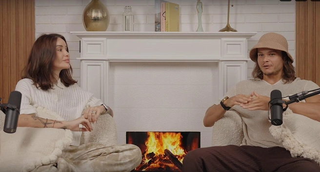 Пара откровенно ответила на вопросы о своих отношениях и участии в реалити | Источник: подкаст «Все реалити» / Vk.com