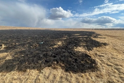 Подростки из любопытства подожгли сухую траву в посёлке Дарасун