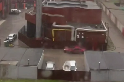 Ливень в Волгограде вызвал наводнения на дорогах