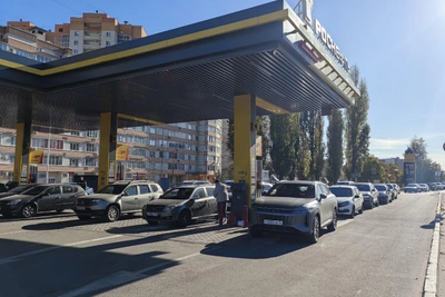 Бензин и дизель в Воронеже дешевеют, но ситуация напряженная
