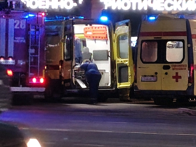На месте работали несколько машин скорой помощи | Источник: читатель NN.RU 