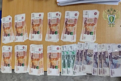Жительницу Хабаровска судят за хищение 2 млн у инвалида СВО