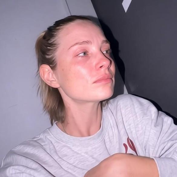 «Мне очень нужна ваша помощь!»: Кристина Черкасова рыдает взахлеб