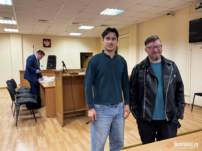 Олег Мухин справа | Источник: «Фонтанка.ру»
