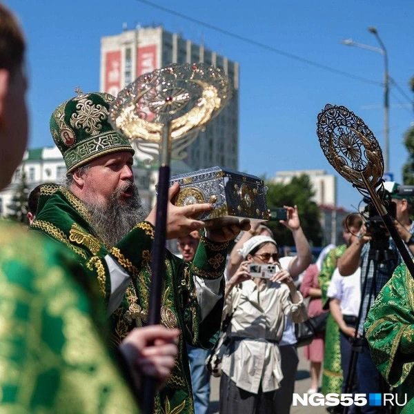 В этот же день, 12 июня, в Омск из Успенского монастыря города Новомосковск Тульской области привезли мощи святой Матроны Московской | Источник: Евгений Софийчук / NGS55.RU