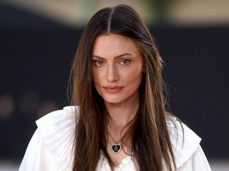 Фиби Тонкин вышла замуж: как прошла свадьба самой красивой it-girl Австралии | marieclaire.ru