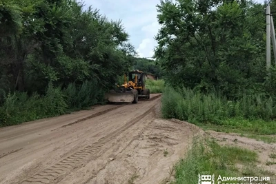 Около 30 км гравийных дорог прогрейдировали в Благовещенске
