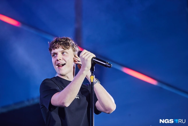 Ваня Дмитриенко родом из Красноярска | Источник: Александр Ощепков / NGS.RU
