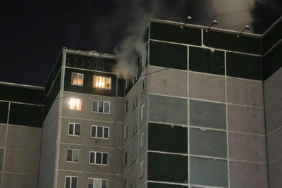 Overnight fire in Yekaterinburg apartment building leads to evacuation
