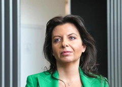 «Уверен, ты справишься и сейчас»: Владимир Путин дал напутствие похоронившей мужа Маргарите Симоньян