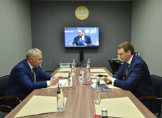 Малков обсудил на ПМЭФ вопросы развития предприятий ОПК Рязанской области | ya62.ru
