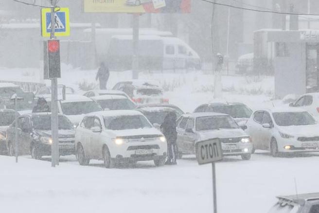 На Магнитогорск надвигаются снегопады