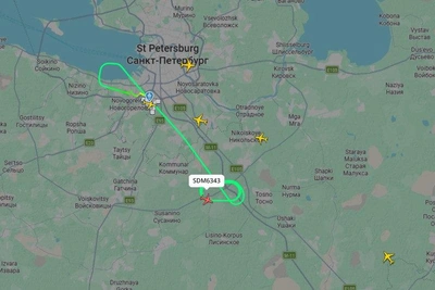 Суперджет вернулся в Пулково из-за проблем с шасси