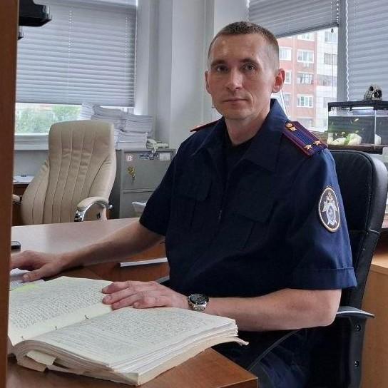 <p>Иван Иванов</p>