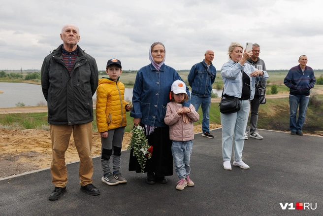 Местные жители, проникшись атмосферой, даже не обращали внимания на камеры | Источник: Алексей Волхонский / V1.RU