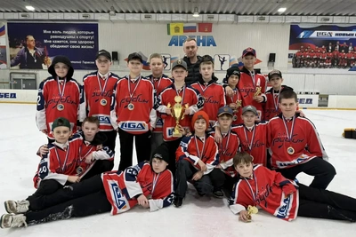«Рубин» выиграл межрегиональный хоккейный турнир