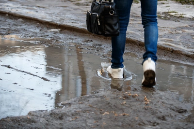 Волгоград: после гололеда город ждут лужи