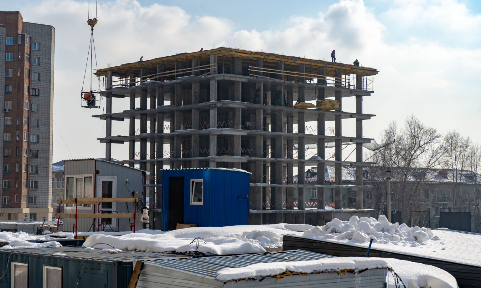 На покупку жилья семьям в Новосибирской области выделят 76 миллионов рублей