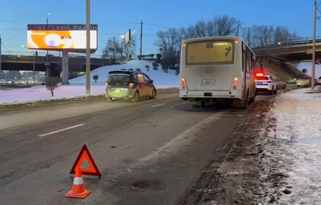 Авария случилась возле моста. Там нет пешеходного перехода | Источник: ГАИ Красноярского края