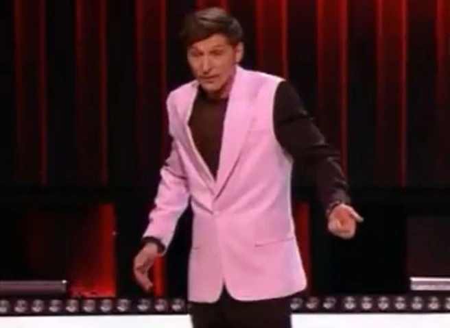 Из выпуска Comedy Club вырезали шутку Павла Воли про «дворец Путина» | ya62.ru