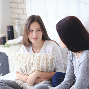 Первая любовь подростка: как правильно реагировать родителям — 5 мудрых советов