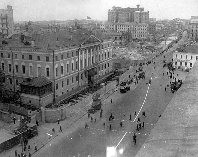 Передвижка здания Моссовета в 1939 году | Источник: zakupki.gov.ru