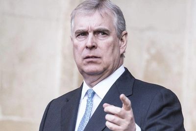 За фото принца Эндрю предлагают крупную взятку