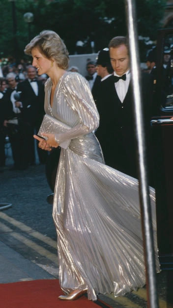 Принцесса Диана на премьере фильма «Вид на убийство» в Empire на Лестер-сквер