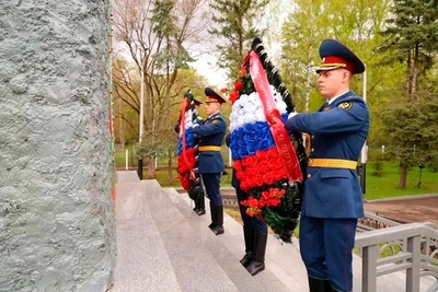Георгий Филимонов возложил цветы к памятнику погибшим воинам