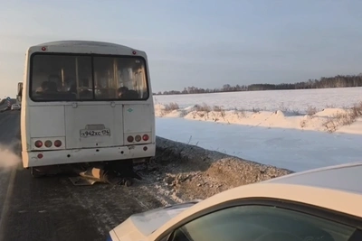 Bus Carrying Children Breaks Down in Chelyabinsk Oblast on Way to Competition