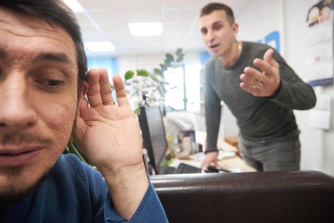 Да это просто все вокруг невнятно говорят! | Источник: Роман Данилкин / 63.RU