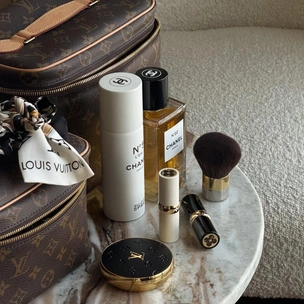 Тренды в парфюмерии 2025-2026: духи с запахом старого радио и ностальгия по дачному костру