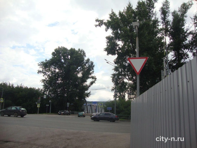 Редакция city-n.ru перенаправила обращение в ГИБДД Новокузнецка, однако в течение более двух недель разъяснений не поступило | Источник: www.city-n.ru