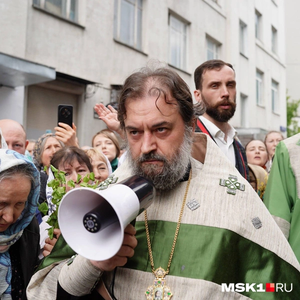Крестный ход в центре Москвы | Источник: Артём Рамазани-Зубов / MSK1.RU