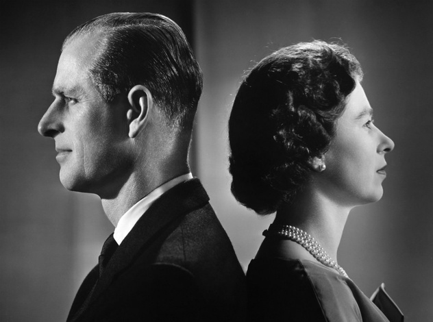 Почему Королева и принц Филипп не жили вместе